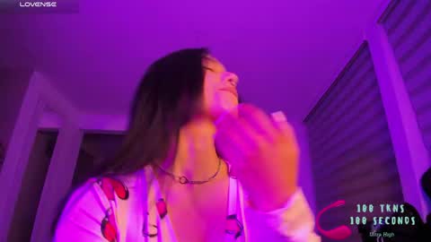 im_mariana online show from April 30, 1:23 am