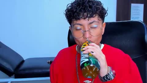 mathias online show from February 15, 3:03 am