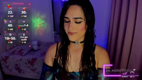 Snapshot of im_miabigass chatting on December 5, 10:33 am Mishell Martinez    INSTAGRAM im mishellbigass online show from December 5, 10:33 am
