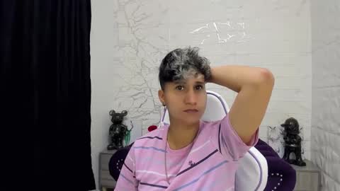 im_milan_rs online show from February 13, 4:00 am