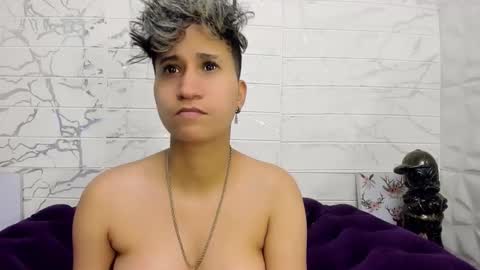 im_milan_rs online show from February 13, 10:23 am