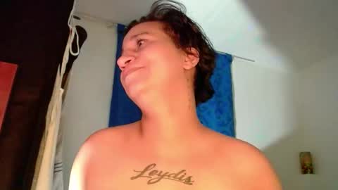 im_milan_rs online show from December 20, 8:10 am