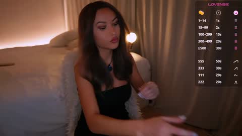 Snapshot of im_milla chatting on January 27, 7:13 pm Milla online show from January 27, 7:13 pm