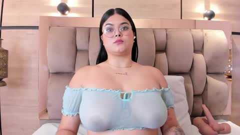 im mou  online show from April 28, 12:43 pm