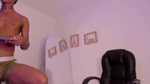 oleider dont forget your thumbs up online show from February 27, 4:56 am