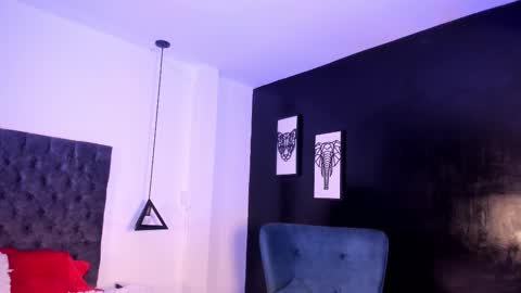 Snapshot of im_ralff chatting on March 17, 4:28 am RALF online show from March 17, 4:28 am