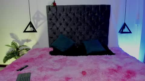 RALF online show from May 11, 3:56 am