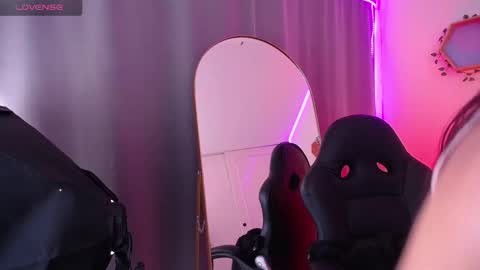 Snapshot of im_rosse_ chatting on October 3, 7:22 pm Jade Rosse online show from October 3, 7:22 pm