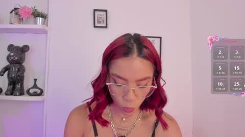 scarlett online show from May 1, 6:45 pm