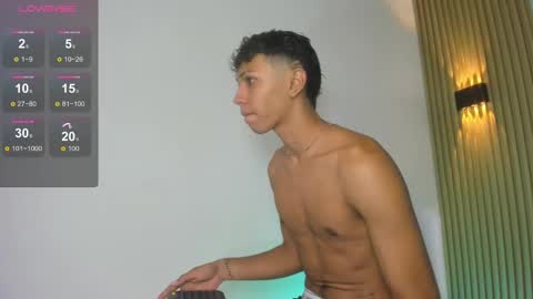 im_sebaslopez online show from December 28, 3:47 am