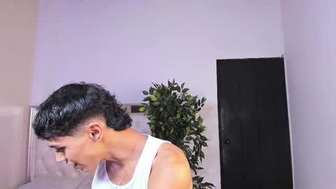 im_sebaslopez online show from March 12, 7:42 pm