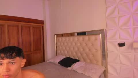 im_sebaslopez online show from May 9, 12:21 pm