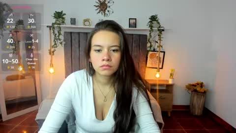 im_tulipan online show from May 8, 8:25 pm