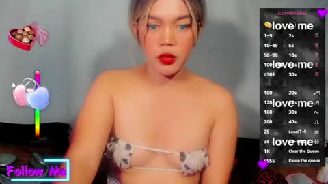 ella may online show from January 27, 10:16 am