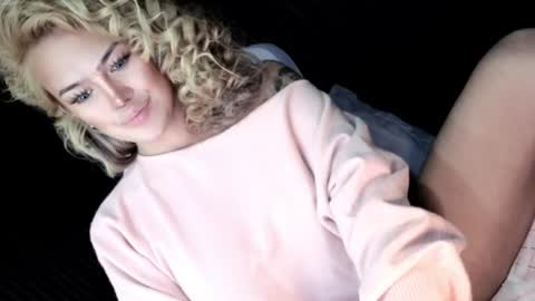 Candy Moore online show from July 12, 3:08 am