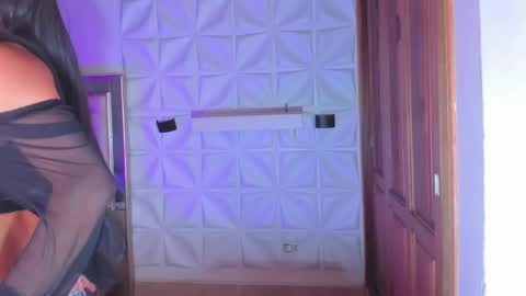 Snapshot of im_xandersmith chatting on April 18, 7:58 pm im_xandersmith online show from April 18, 7:58 pm