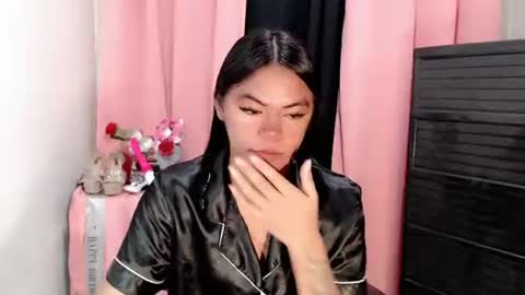 im_yourfairyannaxx online show from October 1, 3:01 am