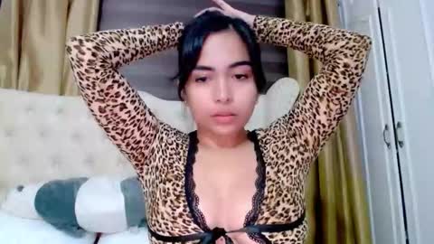 Snapshot of imbabyasian chatting on March 8, 3:27 pm Baby online show from March 8, 3:27 pm