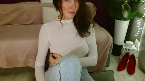 Carrie online show from October 9, 2:48 pm