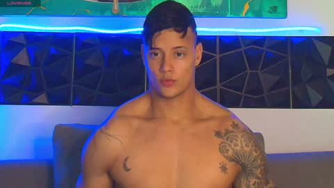 imconor online show from December 13, 12:09 am