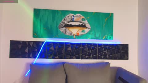 imconor online show from December 28, 5:33 am