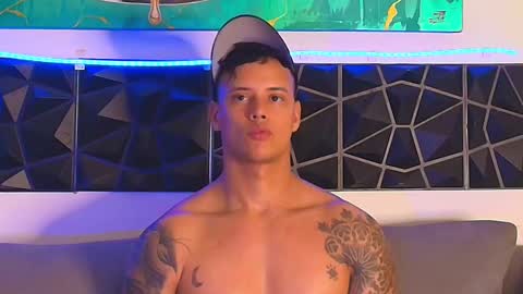 imconor online show from February 12, 10:48 pm