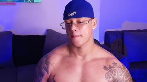 imconor online show from May 15, 11:34 pm