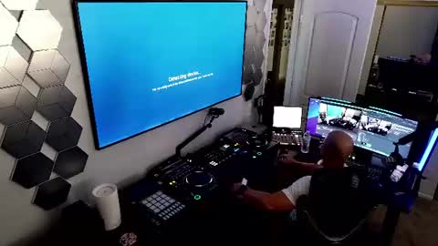 DJ Azra online show from July 30, 7:02 pm