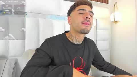 Felipe Ferrer online show from October 16, 9:43 am