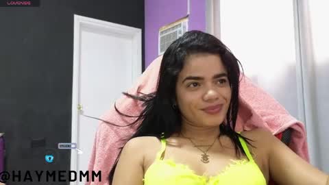 Snapshot of imhaymed chatting on April 25, 1:52 pm Haymed Montao online show from April 25, 1:52 pm