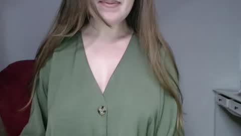 Pola online show from February 18, 11:01 pm