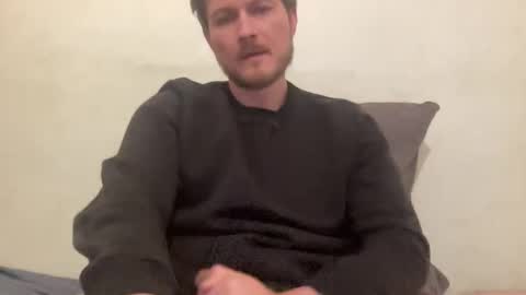 Snapshot of imnotall chatting on December 14, 11:42 pm imnotall online show from December 14, 11:42 pm