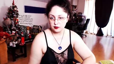 Snapshot of imperatrizasado chatting on January 26, 1:47 pm Empress online show from January 26, 1:47 pm