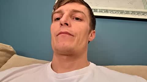 Snapshot of impressedmuch459 chatting on March 15, 10:10 am impressedmuch459 online show from March 15, 10:10 am