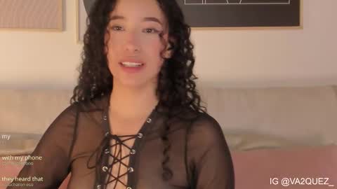 Snapshot of imsarah__ chatting on February 9, 3:10 am Sara online show from February 9, 3:10 am