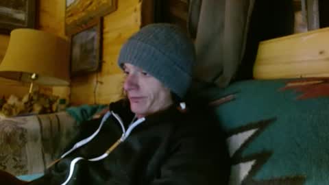 Snapshot of imstuckheretoo chatting on April 7, 8:37 am Imstuckhere online show from April 7, 8:37 am