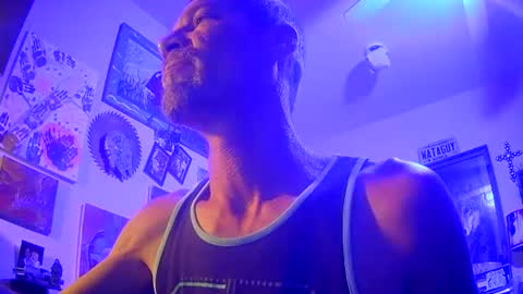 Snapshot of imtru chatting on December 23, 3:59 am imtru online show from December 23, 3:59 am