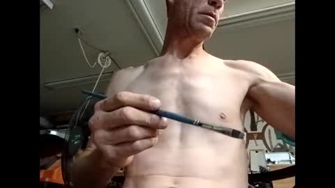 Snapshot of imtru chatting on April 8, 9:42 am imtru online show from April 8, 9:42 am