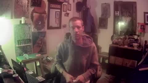 Snapshot of imtru chatting on April 28, 6:40 am imtru online show from April 28, 6:40 am