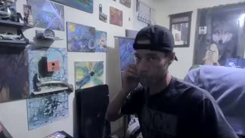 Snapshot of imtru chatting on May 24, 7:52 pm imtru online show from May 24, 7:52 pm