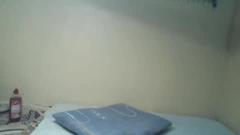 Snapshot of imyour_girl chatting on November 11, 12:10 am Im sonny online show from November 11, 12:10 am