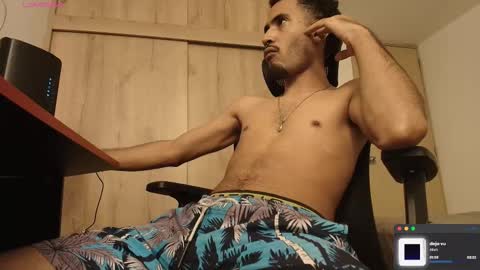 Snapshot of imyourg0d chatting on February 16, 1:02 am Daniel thumb up me please its important Im new INDEPENDENT MODEL online show from February 16, 1:02 am