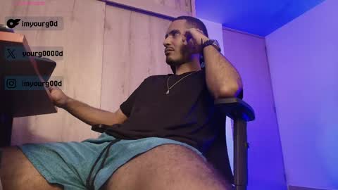 Daniel   thumb up me please its important Im new INDEPENDENT MODEL online show from May 9, 5:23 am