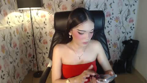 Aki online show from January 9, 8:45 am