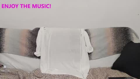 Snapshot of inakush chatting on January 5, 12:31 am Ina Kush online show from January 5, 12:31 am