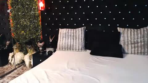 inanna_ishtar1 online show from May 16, 10:36 am