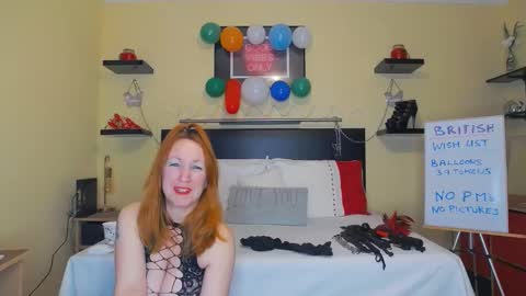 inannalove online show from February 11, 8:20 pm
