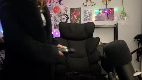 Inarafoxx online show from April 29, 1:21 am