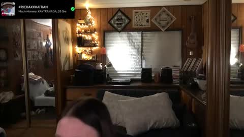 Carter online show from October 6, 8:01 am