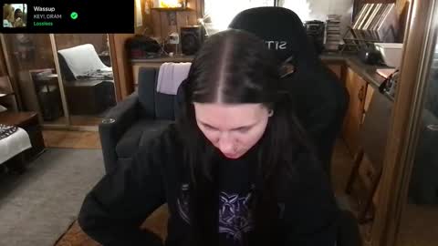 Snapshot of incognitoqueen chatting on March 27, 1:33 am Carter online show from March 27, 1:33 am